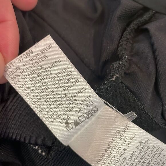 Athena surplice slimming aztec one piece swimsuit SZ 16 - Picture 9 of 9